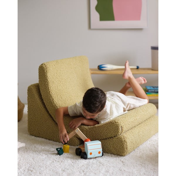 Zelené dětské křesílko z textilie bouclé Moon – Wigiwama-image-4