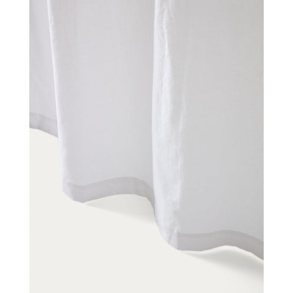 Bílý závěs 135x270 cm Zelda – Kave Home-image-1