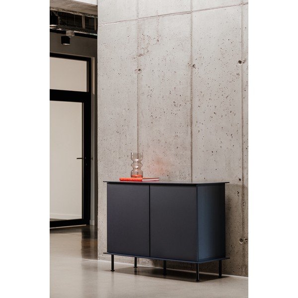 Tmavě modrá komoda s dírou na kabely 120x88x50 cm Suumo – noo.ma-image-1