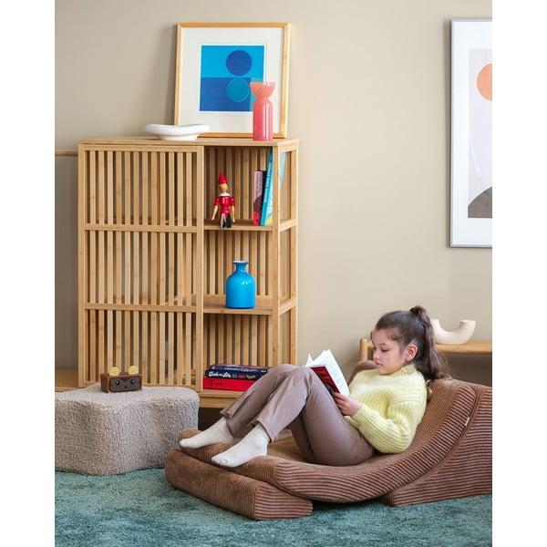 Světle hnědý dětský puf z textilie bouclé Cloud – Wigiwama-image-4