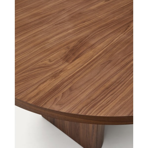 Hnědý kulatý jídelní stůl v dekoru ořechu ø 150 cm Nealy – Kave Home-image-4