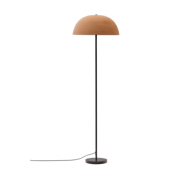 Stojací lampa v terakotové barvě s kovovým stínidlem (výška 140 cm) Nibla – Kave Home