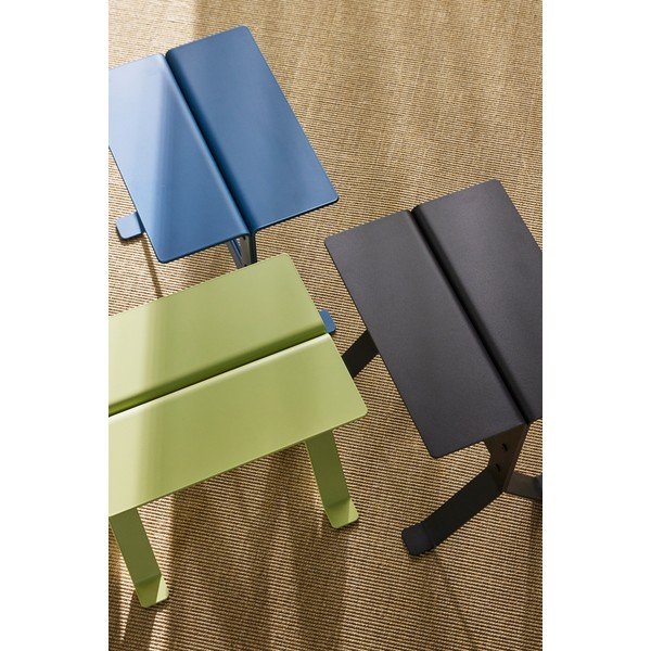 Kovový odkládací stolek 30x40 cm Fold – Hübsch-image-4