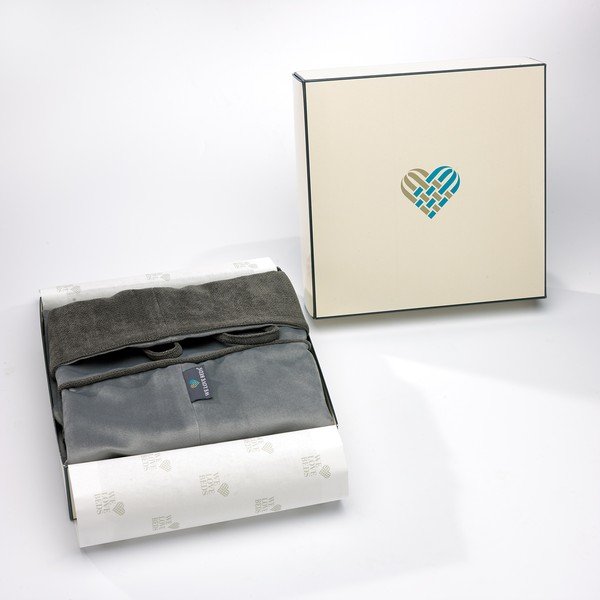 Šedý povlak na polštář WeLoveBeds Silver Candy, ⌀ 20 x 58 cm-image-1