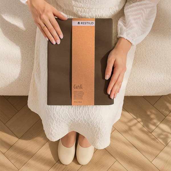 Hnědý dimout závěs 140x250 cm Carli – Restilo-image-4