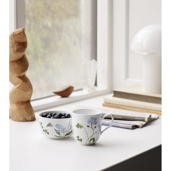 Bílý porcelánový hrnek 330 ml Hammershøi Summer – Kähler Design-image-1