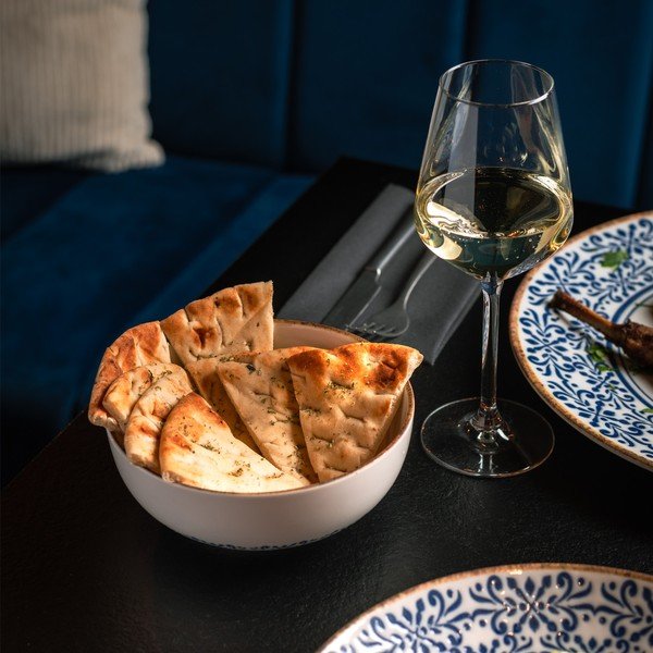 Bílá/modrá porcelánová polévková miska 710 ml Azul – BonBistro-image-2