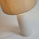 Bílá stolní lampa s textilním stínidlem (výška 58 cm) Mijal – Kave Home
