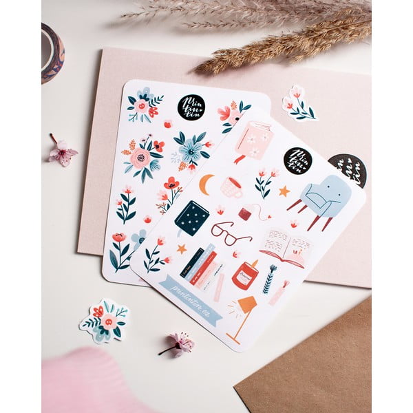 Arch vinylových samolepek s motivem Čtecí koutek Printintin, 10,5 cm x 14,5 cm-image-2