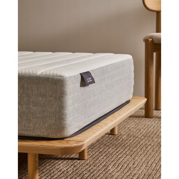 Tvrdá pružinová termoregulační matrace 135x190 cm Juno – Kave Home-image-2