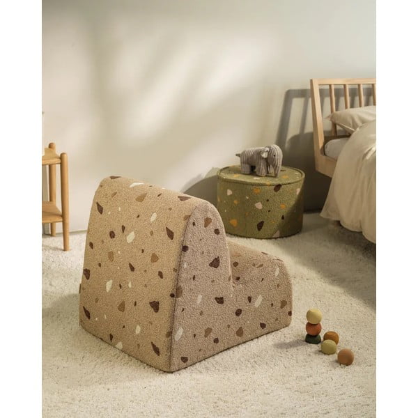 Světle hnědé dětské křesílko z textilie bouclé/žinylkové Terrazzo Cloud – Wigiwama-image-4