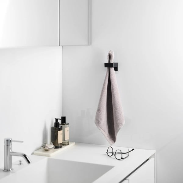 Černý plastový multifunkční držák Film Hook – YAMAZAKI-image-2