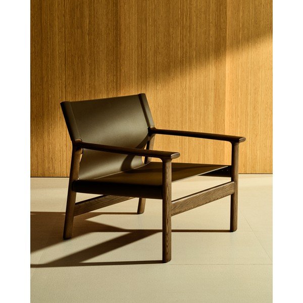 Tmavě hnědé kožené křeslo Jan – Kave Home-image-1