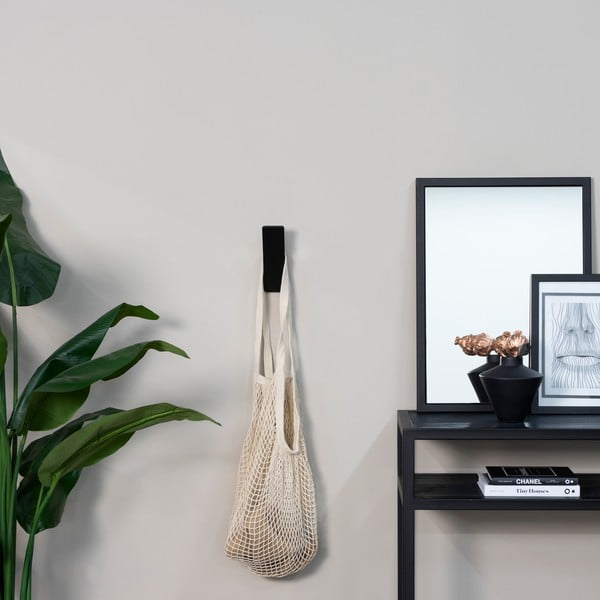 Černý nástěnný ocelový háček Angle – Spinder Design-image-1