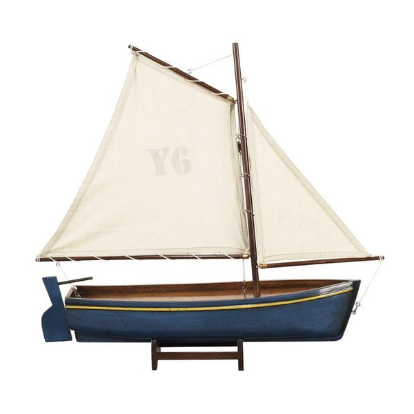 Model lodi Madeira Y6, modrá