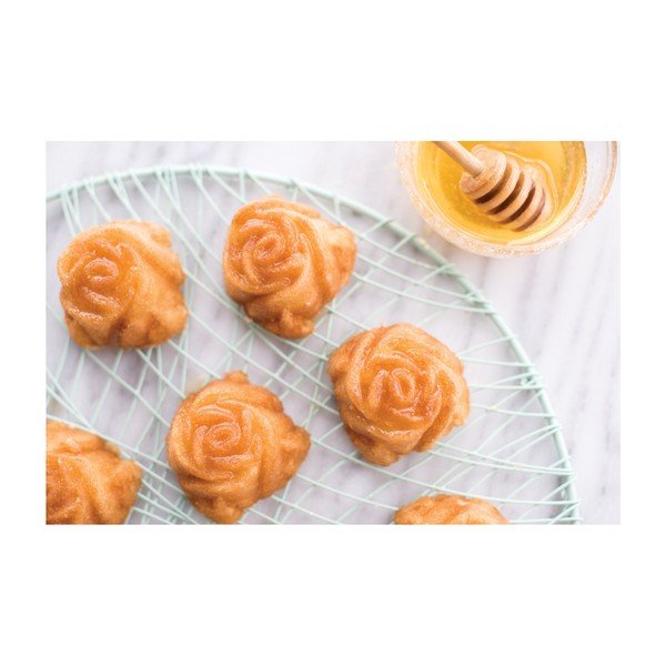 Forma na 6 mini bábovek ve zlaté barvě Nordic Ware Rose, 0,54 l-image-1
