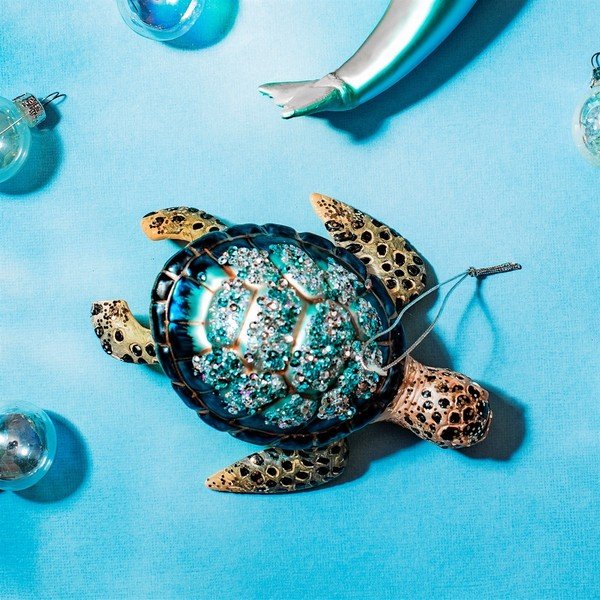 Ručně vyrobená vánoční ozdoba 4 cm Turtle – Sass & Belle-image-1