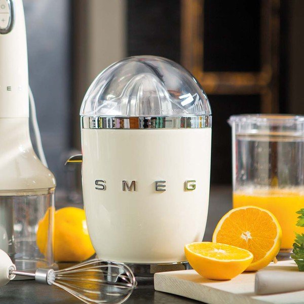Krémový odšťavňovač 50's Retro Style – SMEG-image-1