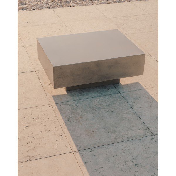 Zahradní odkládací stolek 80x60 cm Rustella – Kave Home-image-1