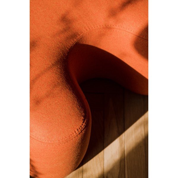 Vlněný taburet v terakotové barvě Ü – noo.ma-image-2