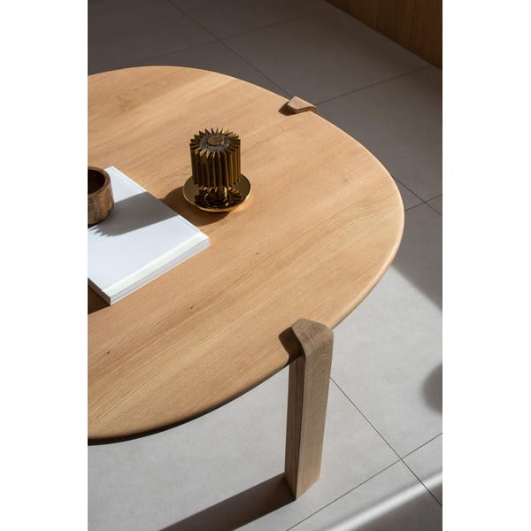 Kulatý konferenční stolek z dubového dřeva v přírodní barvě ø 100 cm Kulin – Gazzda-image-1