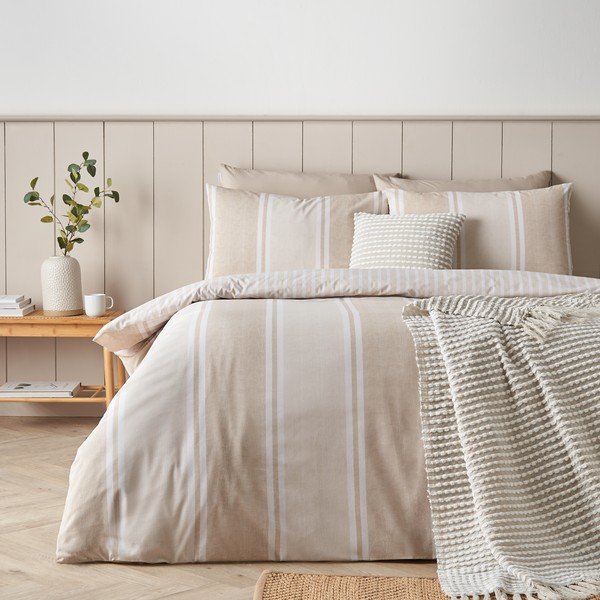 Béžové povlečení na jednolůžko 135x200 cm Banded Stripe – Catherine Lansfield-image-1