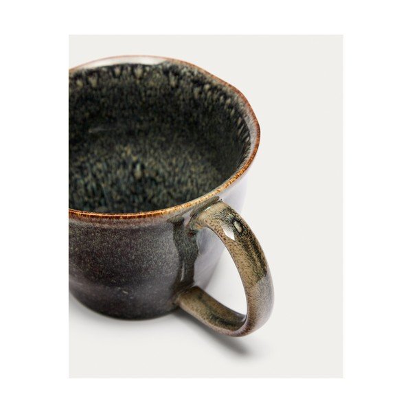 Šedý keramický hrnek Coval – Kave Home-image-3