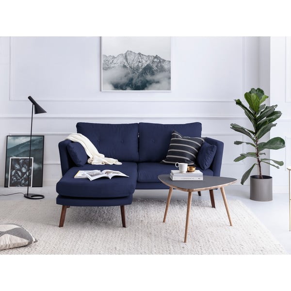 Námořnicky modrá třímístná pohovka Mazzini Sofas Elena, s lenoškou na levém rohu-image-1