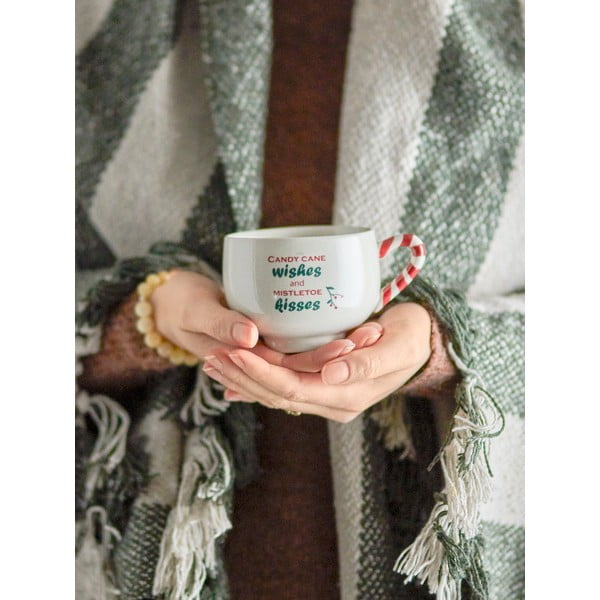 Krémový hrnek na cappuccino s vánočním motivem z kameniny 250 ml Treats – Bloomingville-image-1