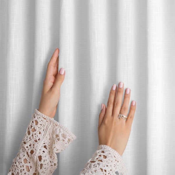 Bílý závěs 140x250 cm Valeta – Restilo-image-2