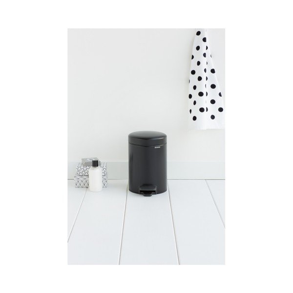 Černý pedálový odpadkový koš Brabantia Newicon, 3 l-image-2