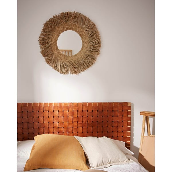 Čelo postele z teakového dřeva a z kůže Kave Home Calixta, 153 x 110 cm-image-1