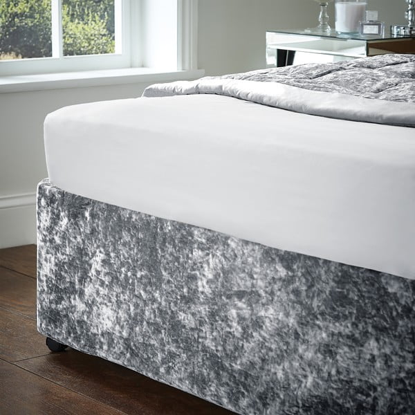 Šedý napínací sametový potah na rám postele 152x198 cm Crushed Velvet – Catherine Lansfield