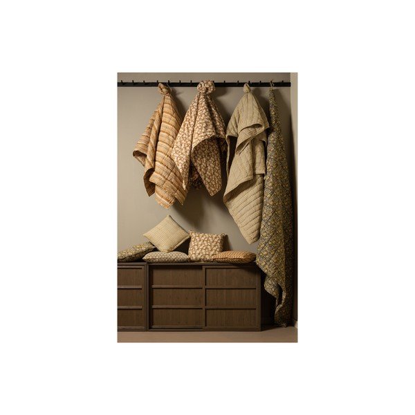 Bavlněný přehoz v hořčicové barvě na dvoulůžko 220x265 cm Chevron – BePureHome-image-2