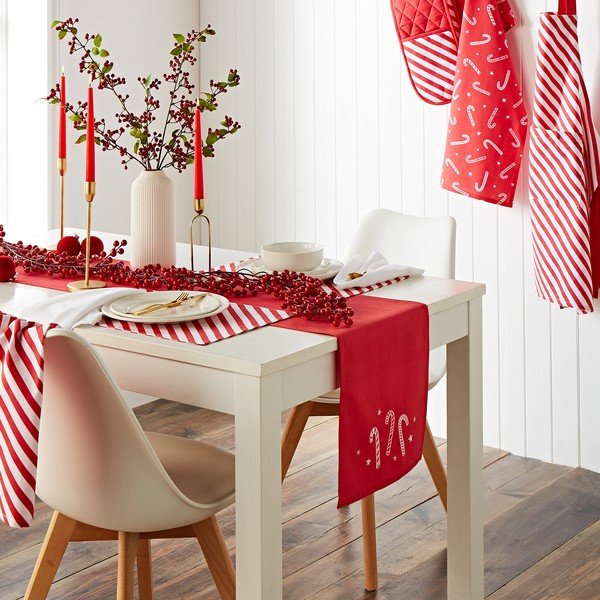Bavlněný běhoun na stůl s vánočním motivem 32x220 cm Candy Cane – Catherine Lansfield-image-1