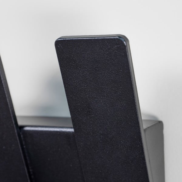 Černý kovový nástěnný věšák 64 cm Angle – Spinder Design-image-4