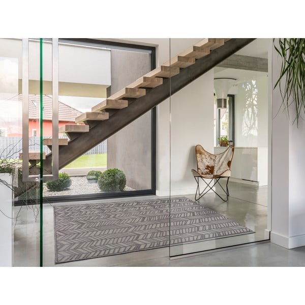 Šedý koberec Universal Farashe, 160 x 230 cm-image-1