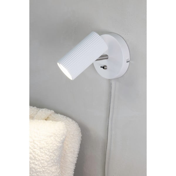 Bílé nástěnné svítidlo Costilla - Markslöjd-image-1