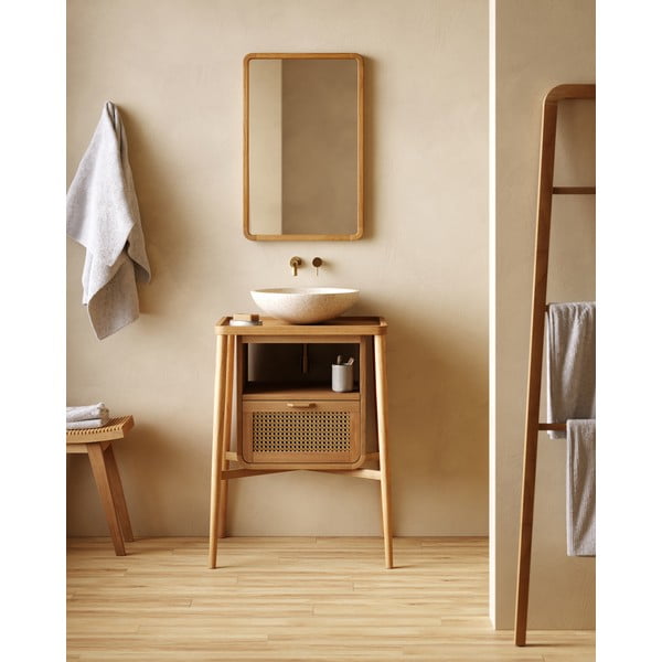 Nástěnné zrcadlo s dřevěným rámem 45x70 cm Shamel – Kave Home-image-1