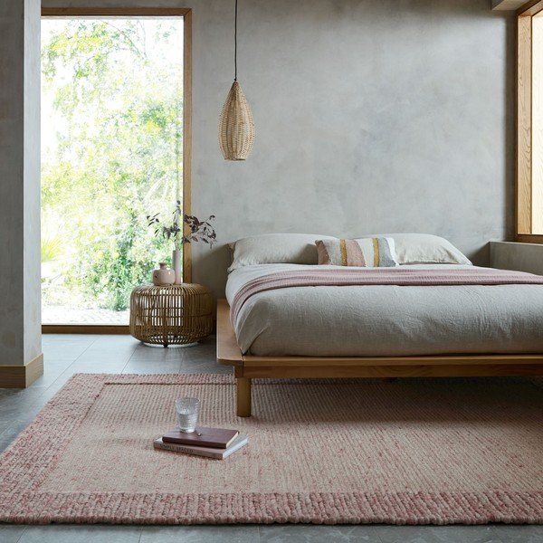 Světle růžový ručně tkaný koberec s příměsí vlny 120x170 cm Rue – Flair Rugs-image-1