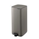 Šedý nášlapný ocelový odpadkový koš 30 l Bo – Brabantia