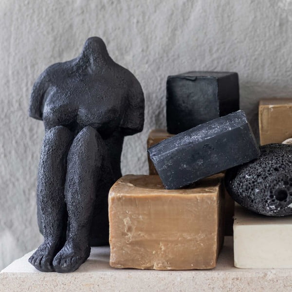 Soška z polyresinu (výška 14 cm) Sitting Woman – Mette Ditmer Denmark-image-3