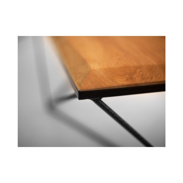 Konferenční stolek s černým podnožím a deskou z masivního dubu Custom Form Daryl, šířka 140 cm-image-1