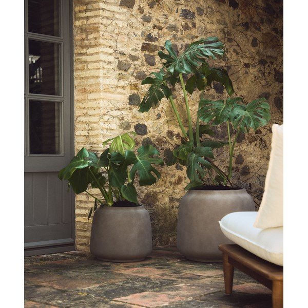 Betonový obal na květináč ø 53 cm Lira – Kave Home-image-1