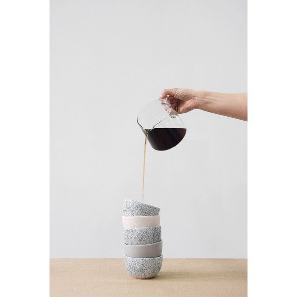Bílo-černý kameninový široký hrnek ÅOOMI Mess, 200 ml-image-2