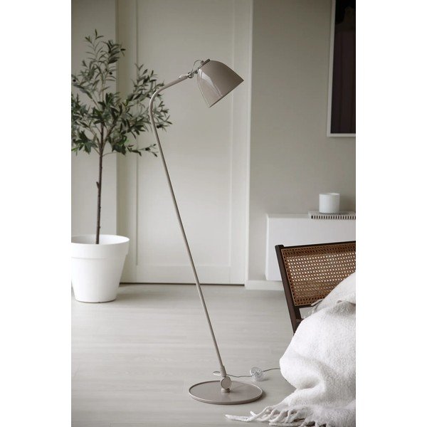 Šedobéžová stojací lampa s kovovým stínidlem (výška 130 cm) Tilt – Markslöjd-image-1
