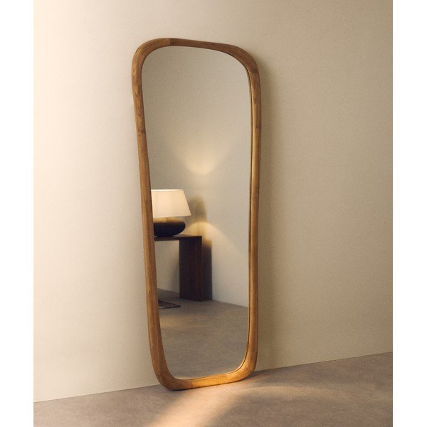 Nástěnné zrcadlo s dřevěným rámem 61x158 cm Alura – Kave Home-image-1