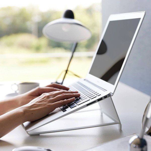 Bílý kovový stojan pro notebook Tower – YAMAZAKI-image-3