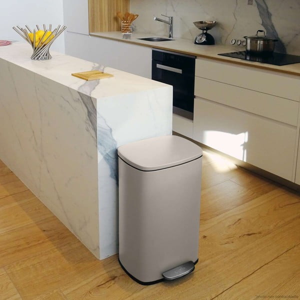 Taupe nášlapný ocelový odpadkový koš 50 l   Akira – Spirella-image-1