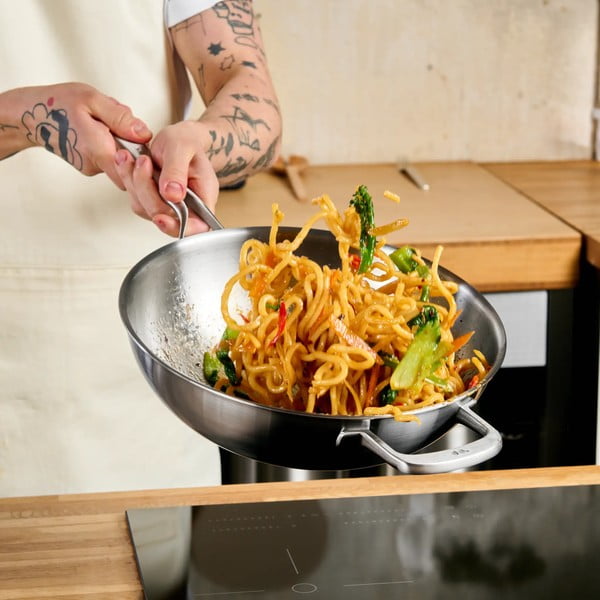 Wok nerezová pánev s poklicí ø 30 cm Lucca 3.0 – FABINI-image-1